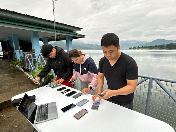 Globe kicks off Lynk Global D2D SMS tests in Zambales