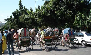 Robi Axiata and Grameenphone join Bangladesh's AI subscription race